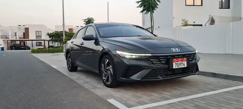 هيونداي إلانترا 2024